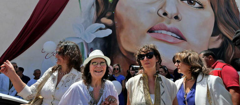 VISITE DE CLAUDIA CARDINALE A LA GOULETE